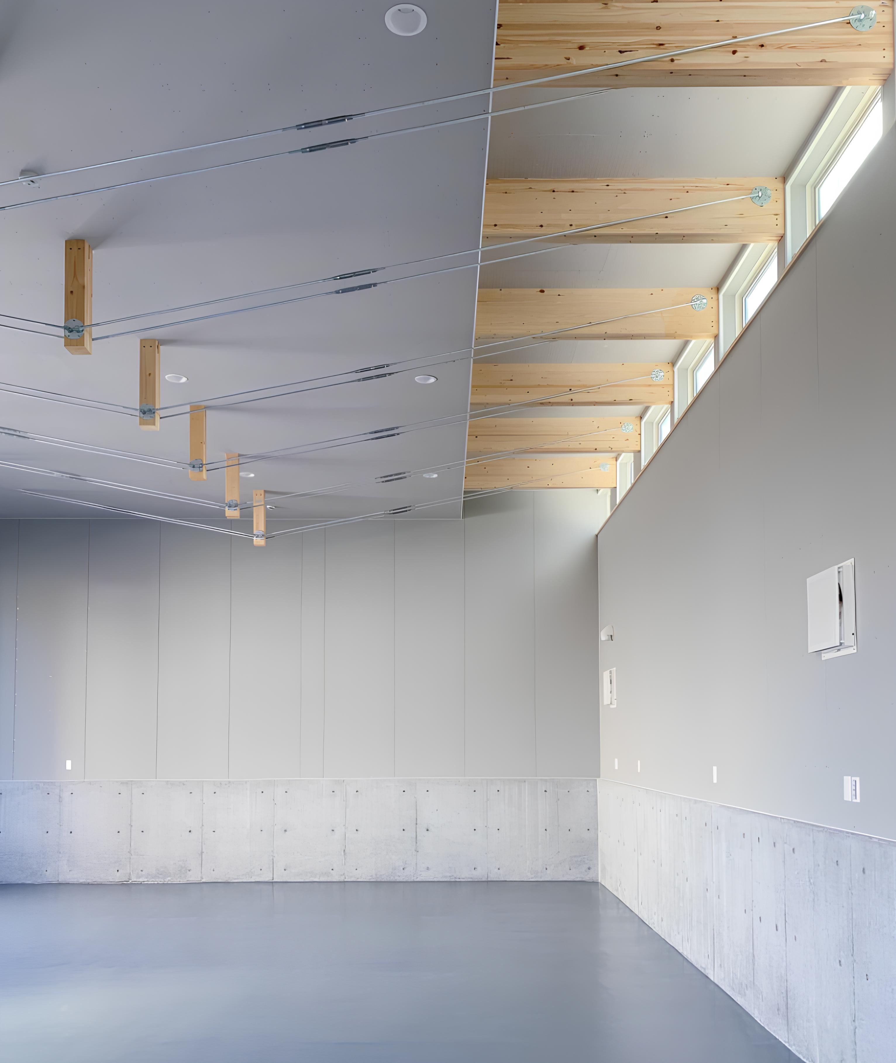 車庫　張弦トラス